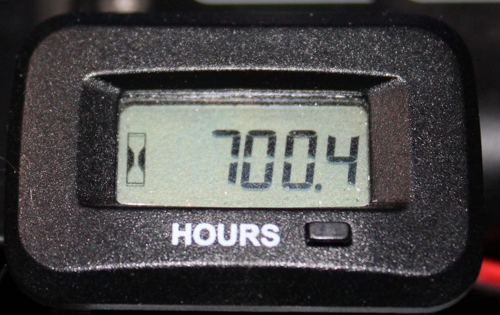 hour meter showing 700.4 hours